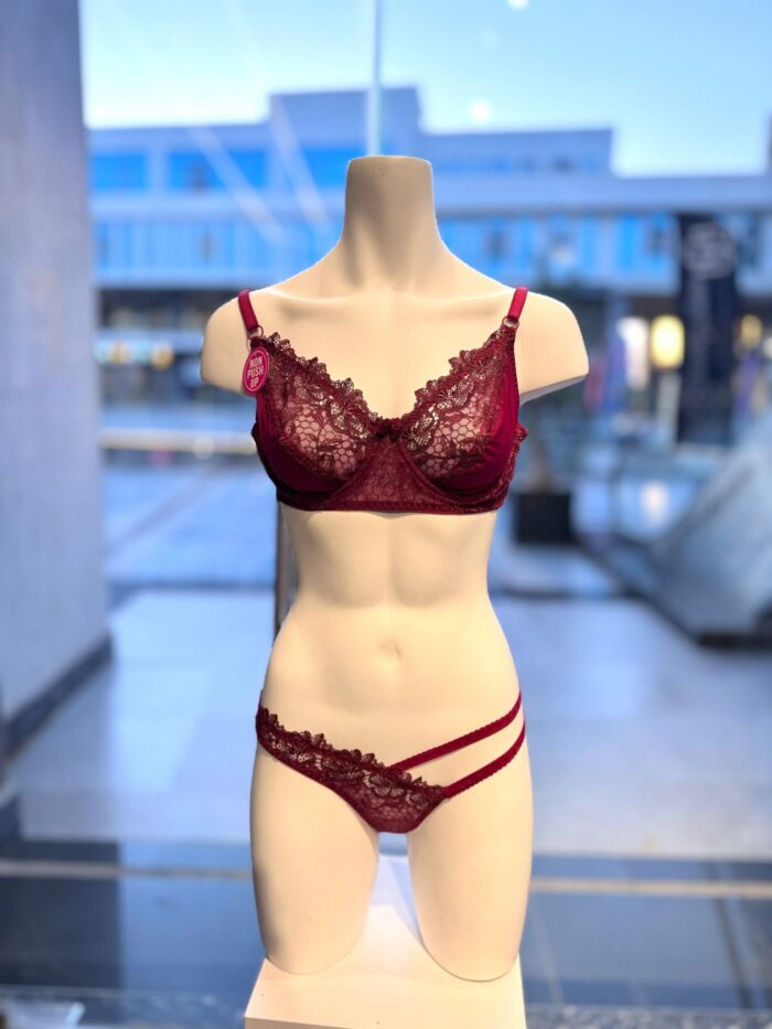 Berry Lace - Image 2