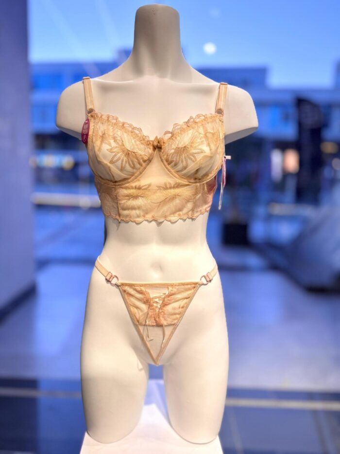 Peach Whisper - Image 1
